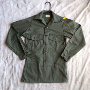 Women's army fatigue top